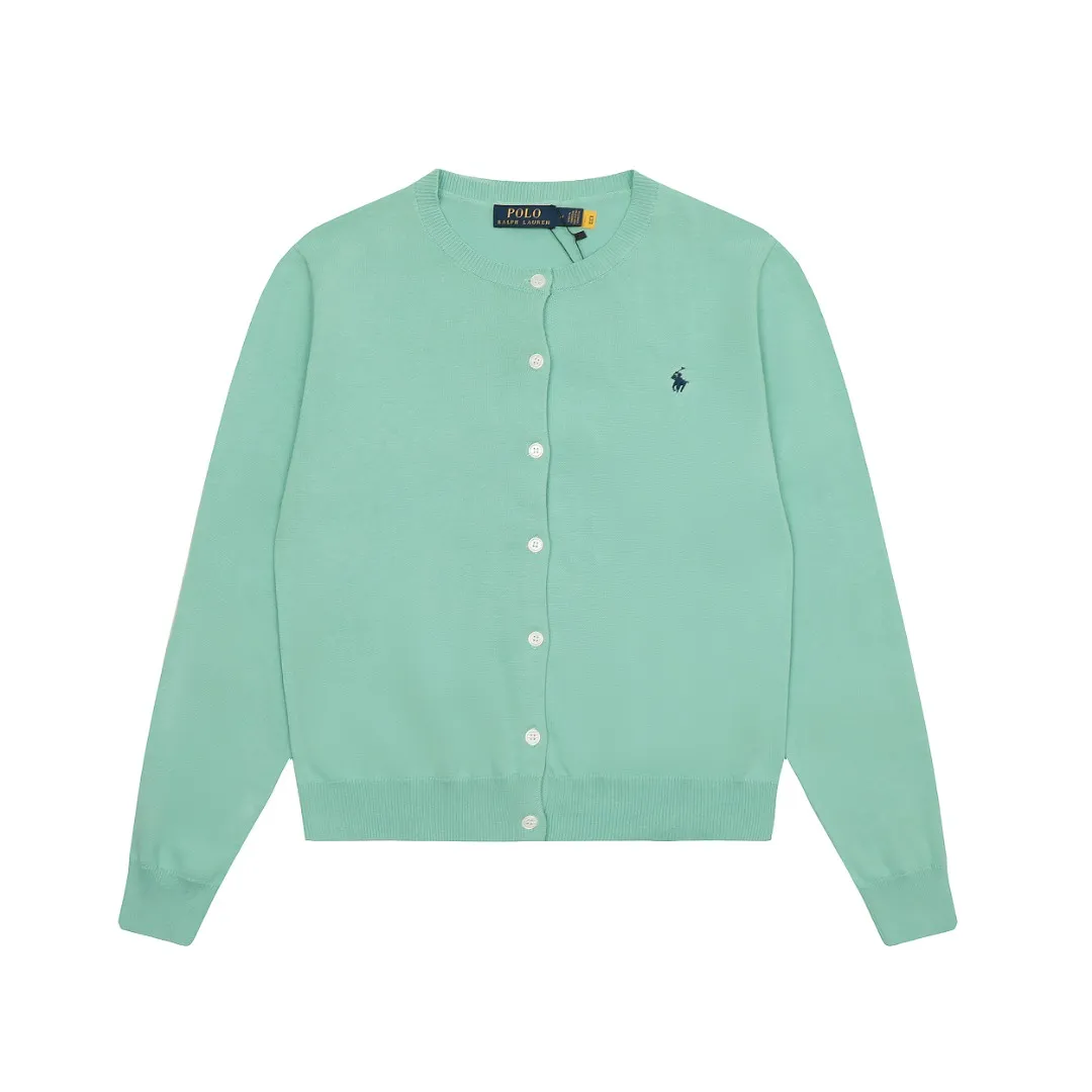 P190 Top quality" Style number: DS010# [Ralph Lauren solid color round neck basic pony embroidered logo knitted cardigan long sleeves] ✅Ralph Lauren Ralph Lauren classic basic versatile jersey cardigan long-sleeved small jacket ✅Main supplier of platform live broadcast wholesale entity ✅ZP quality 1:1 version can scan the code to enter the GF website Counter quality ✅Detailed quality is the only one in Guangzhou Imported quality cotton yarn focuses on high-end and cost-effective Needless to say good quality. ✅The version is restored to the original. Loose, comfortable and stress-free. Simple is high-end. Classic is timeless. ✅The upper body is simple and easy to match. A must-have for goddess ootd. Good-looking clothes are never picky. A must-have in the goddess’ wardrobe. Size: S-XL. Color: off-white, light blue, pink, khaki, military green, gray, navy blue, black, Chinese red, mint green.